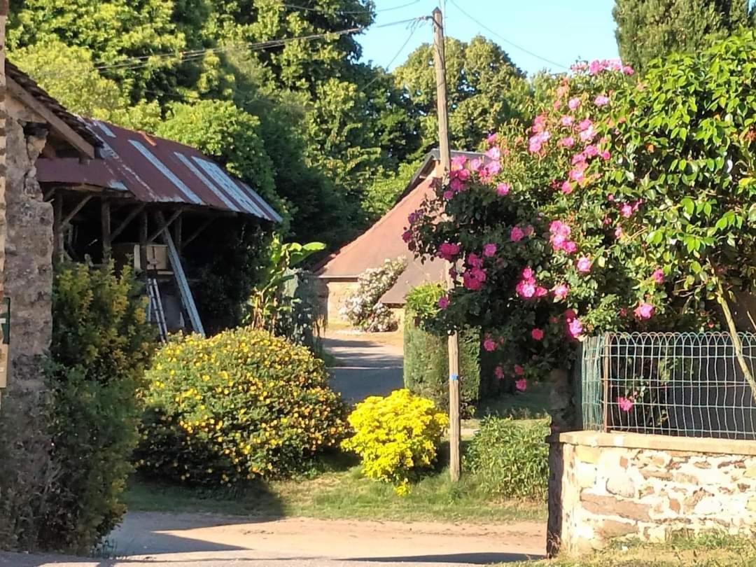 Chambre Dhotes B&B Le Figuier Benayes Exterior foto